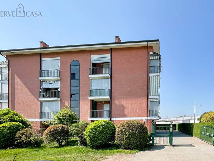 Appartamento bilocale in affitto in Via alle Fabbriche, Centro, Caselle Torinese