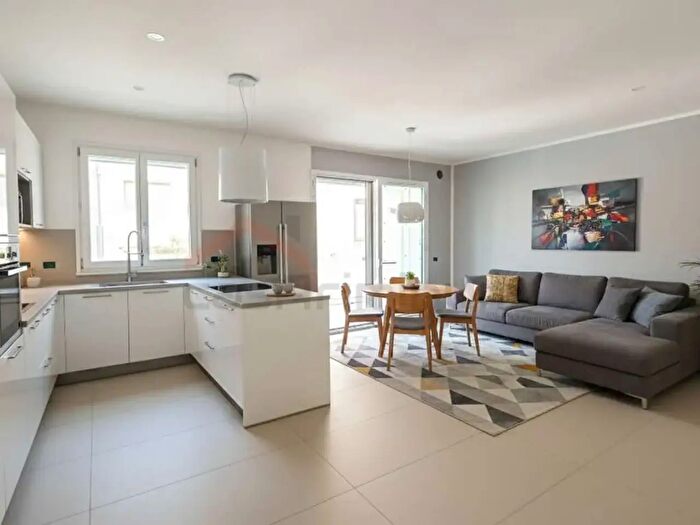 Appartamento bilocale in vendita in Via Roma, BellariaIgea Marina