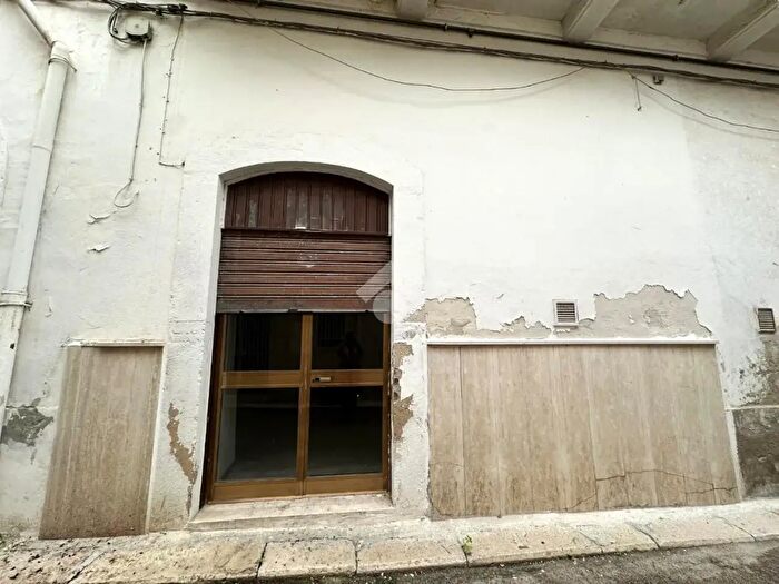 Casa monolocale in vendita in Vico Giandomenico Romagnosi, Canosa Di Puglia