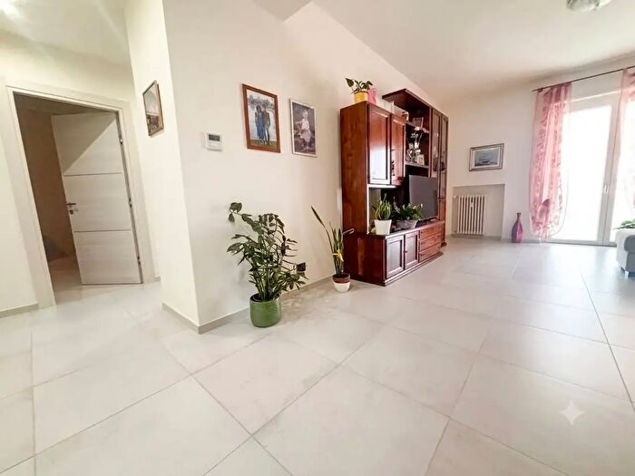 Appartamento con 5 locali in vendita in Via Lanzo, Borgaro Torinese
