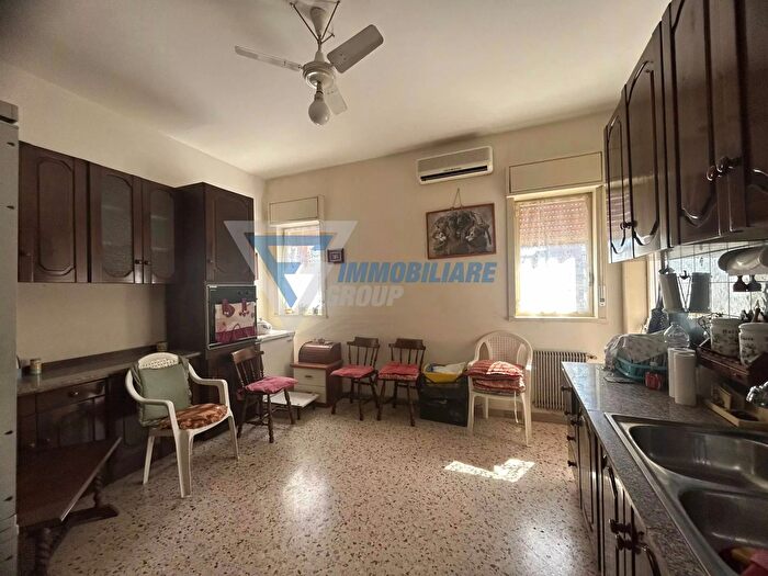 Appartamento con 5 locali in vendita in Siracusa