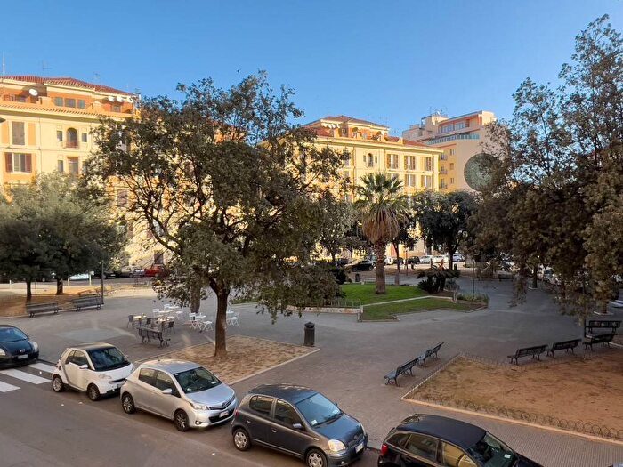 Appartamento bilocale in affitto in Piazza Galileo Galilei, San Benedetto, Cagliari