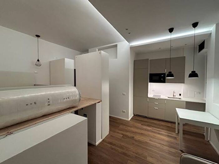 Appartamento monolocale in affitto in Via Cadibona, Molise Cuoco, Milano