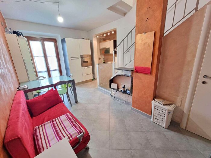 Appartamento trilocale in vendita in Montespertoli