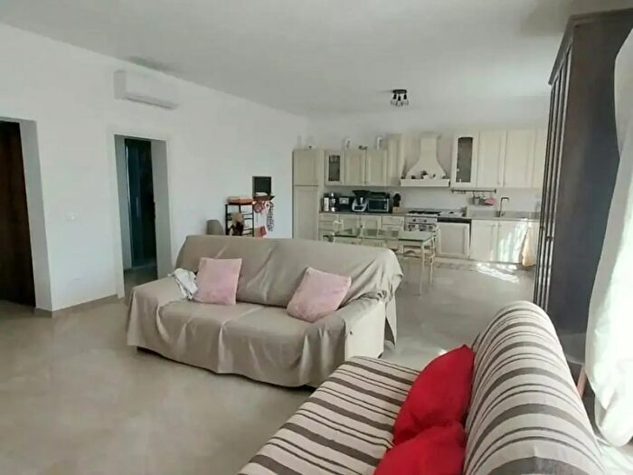 Casa con 8 locali in vendita in San Giuliano Terme