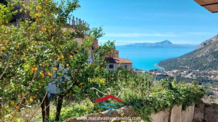 Casa con 6 locali in vendita in Via Prazza Inferiore, Maratea