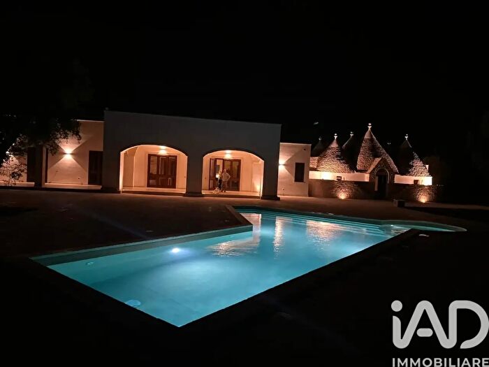 Casa con 16 locali in vendita in Via Alessandro Manzoni, Carovigno