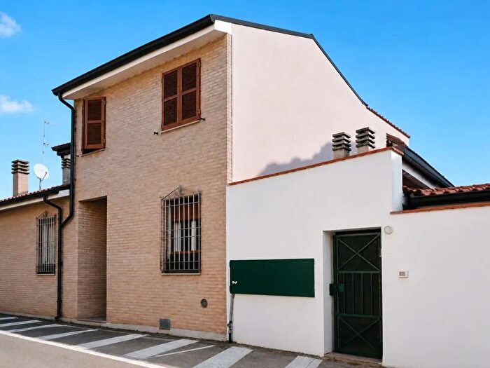 Appartamento bilocale in vendita in Via Portone, Ravenna
