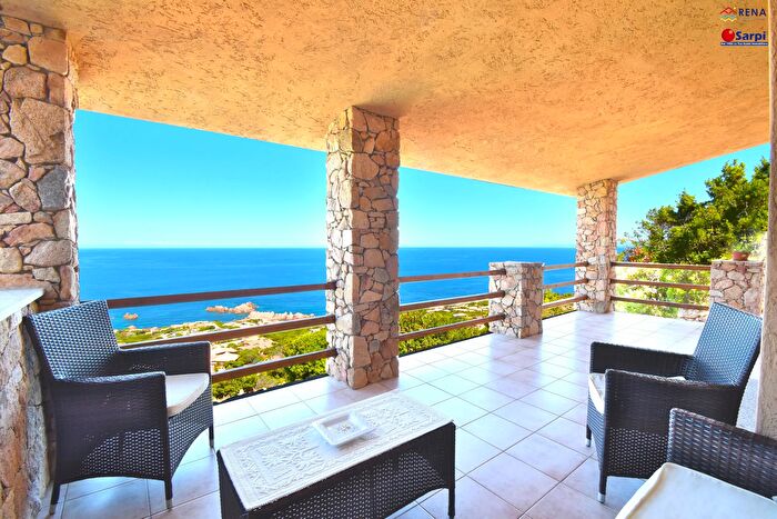 Casa con 6 locali in vendita in Via La Traissedda Snc, Trinità dAgultu e Vignola