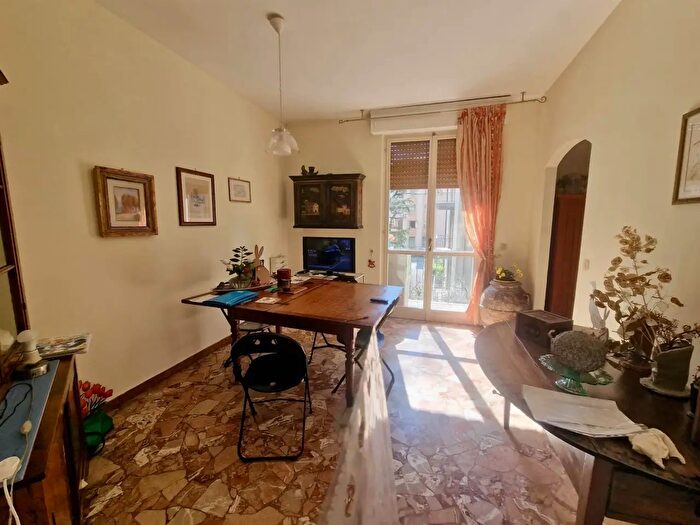 Appartamento con 5 locali in vendita in Prato