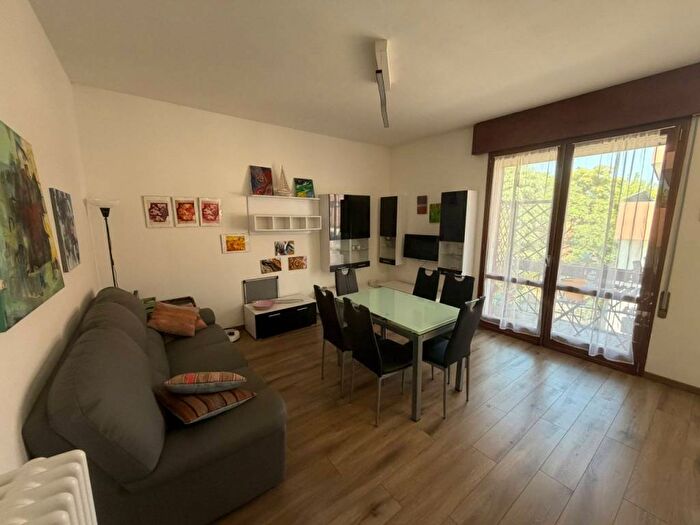 Appartamento quadrilocale in affitto in Via Gabriele Chiabrera, Guizza, Padova