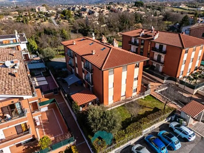 Appartamento trilocale in vendita in Viale Aldo Moro, Gallicano Nel Lazio