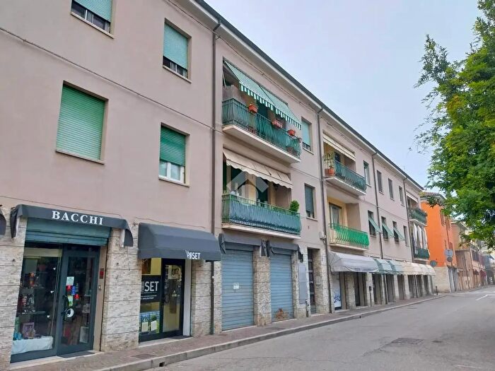 Appartamento trilocale in vendita in Via G Ricci Curbastro, Lugo