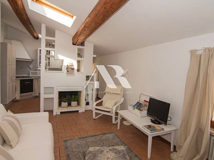 Appartamento trilocale in affitto in Corticella Fondachetto, Veronetta, Verona