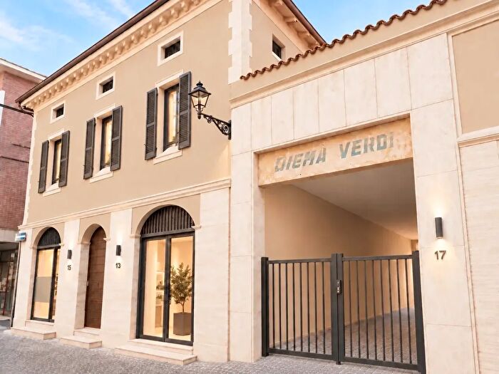Appartamento trilocale in vendita in Via Roma, San Secondo Parmense