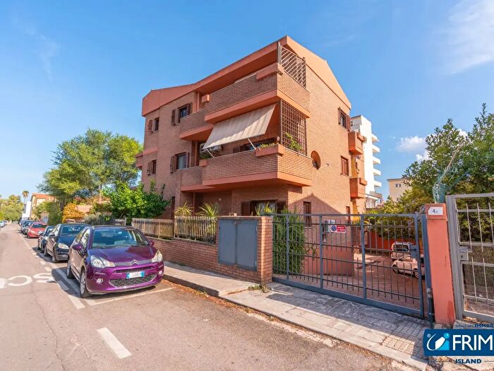Appartamento quadrilocale in vendita in Via Fera, Olbia