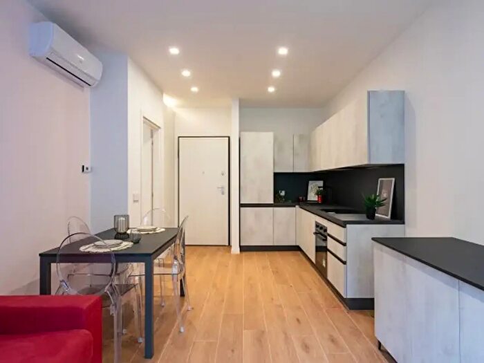 Appartamento bilocale in vendita in Corso Sempione, Milano