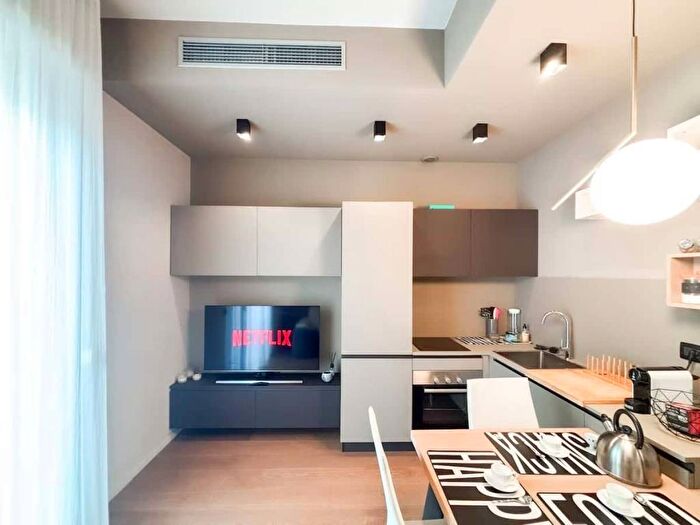Appartamento bilocale in affitto in Bastioni di Porta Volta, Moscova, Milano