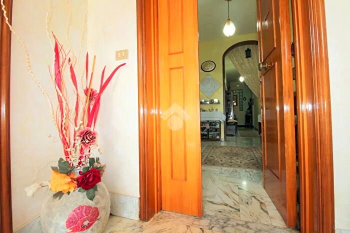 Appartamento trilocale in vendita in Via Enrico De Nicola, Lucera