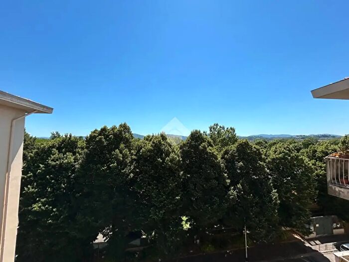 Appartamento con 5 locali in vendita in Via Marco Minghetti, Firenze