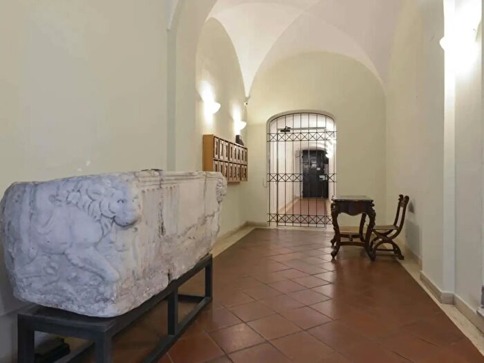 Appartamento monolocale in affitto in Via del Piè di Marmo, Roma