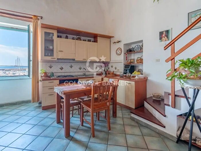 Appartamento monolocale in vendita in Via Roma, Procida
