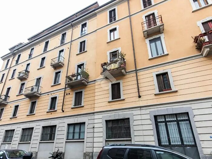 Appartamento bilocale in affitto in Via Nino Oxilia, Milano