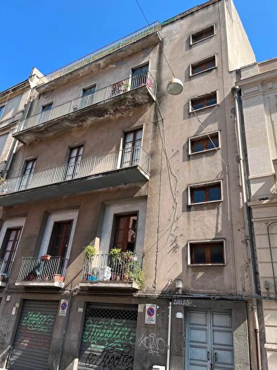 Appartamento con 8 locali in vendita in Catania, Catania