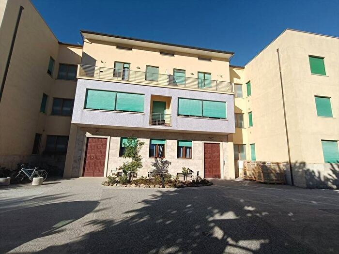 Appartamento trilocale in affitto in VIALE NETTUNO, Centro, Francavilla al Mare