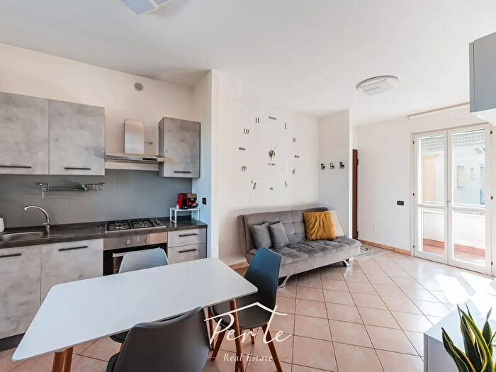 Appartamento bilocale in vendita in Via Cesare Roda, Curtatone