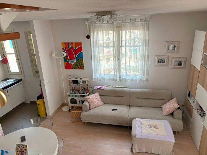 Appartamento quadrilocale in vendita in Via Domenico Veneziano Firenze, Firenze