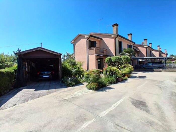 Casa con 5 locali in vendita in Villaggio Norge Polesine, Rosolina