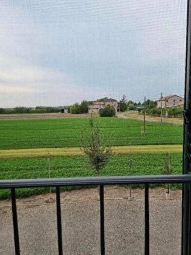 Casa con 6 locali in vendita in Bagnolo In Piano