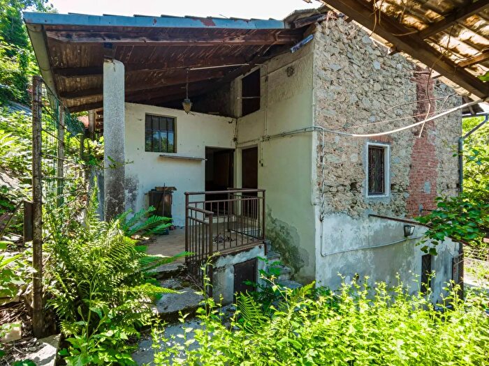 Casa quadrilocale in vendita in Borgata San Tamborno, Sant'Antonino Di Susa