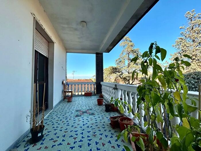 Appartamento con 7 locali in vendita in Brigata Tortona, Tortona