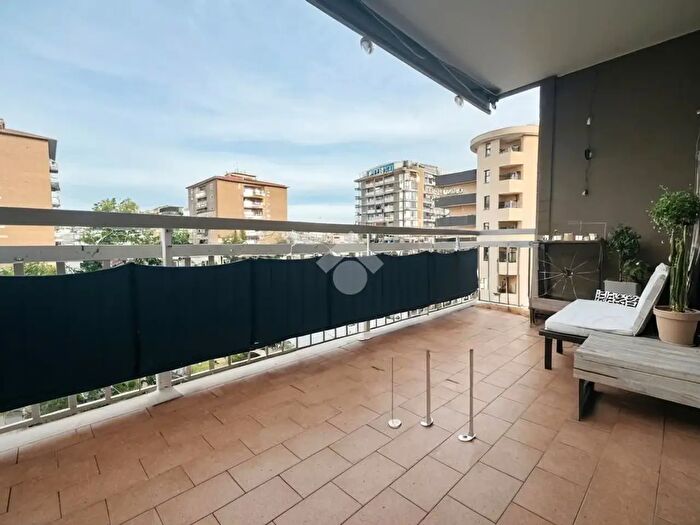 Appartamento trilocale in vendita in Via Andrea Appiani, Cinisello Balsamo