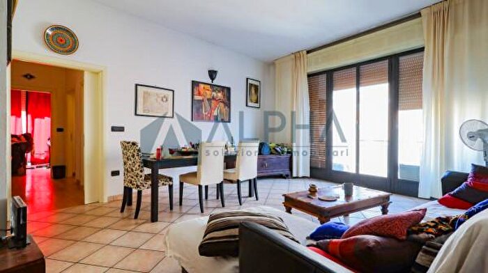 Appartamento quadrilocale in vendita in Piazza Camillo Benso di Cavour, Forli