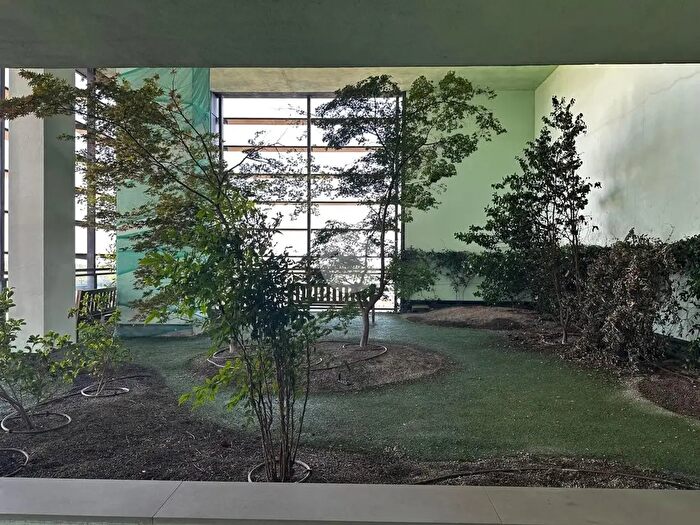 Appartamento bilocale in vendita in Piazza Tirana, Milano