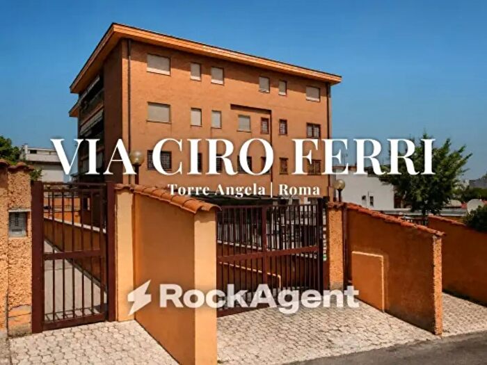 Appartamento bilocale in vendita in Via Ciro Ferri, Roma