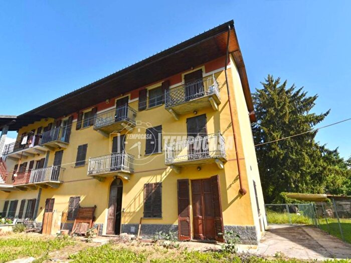 Casa quadrilocale in affitto in Borgata Montiglio, Rocca Canavese