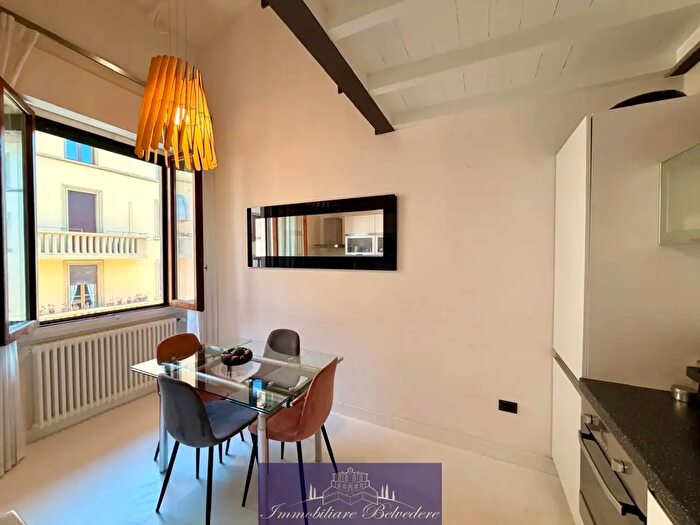 Appartamento trilocale in vendita in Via Atto Vannucci, Firenze