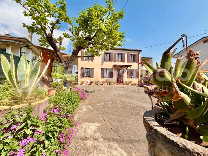 Casa con 6 locali in vendita in Cologna Veneta