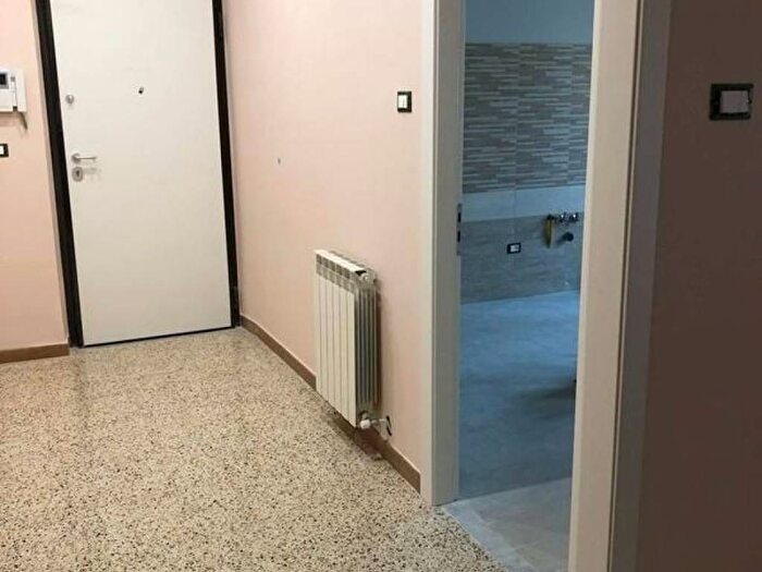 Appartamento trilocale in affitto in Via Vittorio Veneto, San Leonardo, Catanzaro