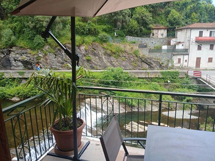 Appartamento bilocale in affitto in Via Emilio Vecchia, Casanova, Varazze