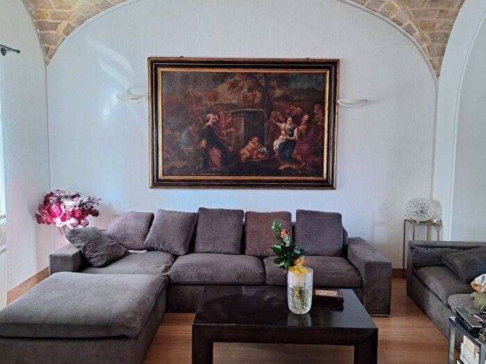 Casa con 6 locali in affitto in Via Pietro Gori, Centro, Falconara Marittima