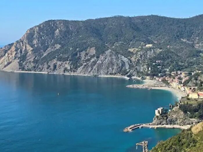 Appartamento trilocale in vendita in Via Settemb, Monterosso Al Mare