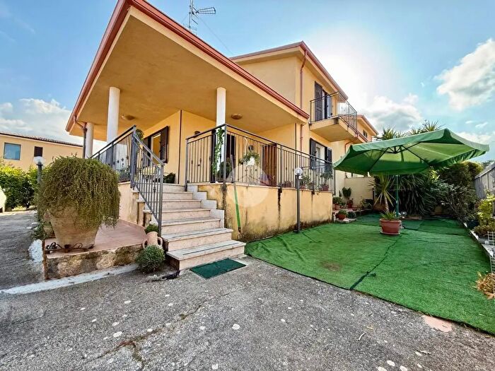 Casa con 5 locali in vendita in Via Vernagallo, Carini