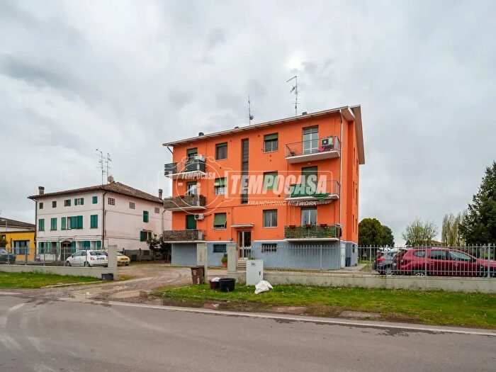 Appartamento trilocale in vendita in Correggio