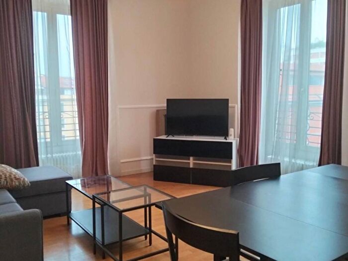 Appartamento bilocale in affitto in Via Bergamo, Montenero, Milano