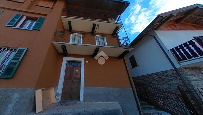 Appartamento trilocale in vendita in al Prato, Rasura